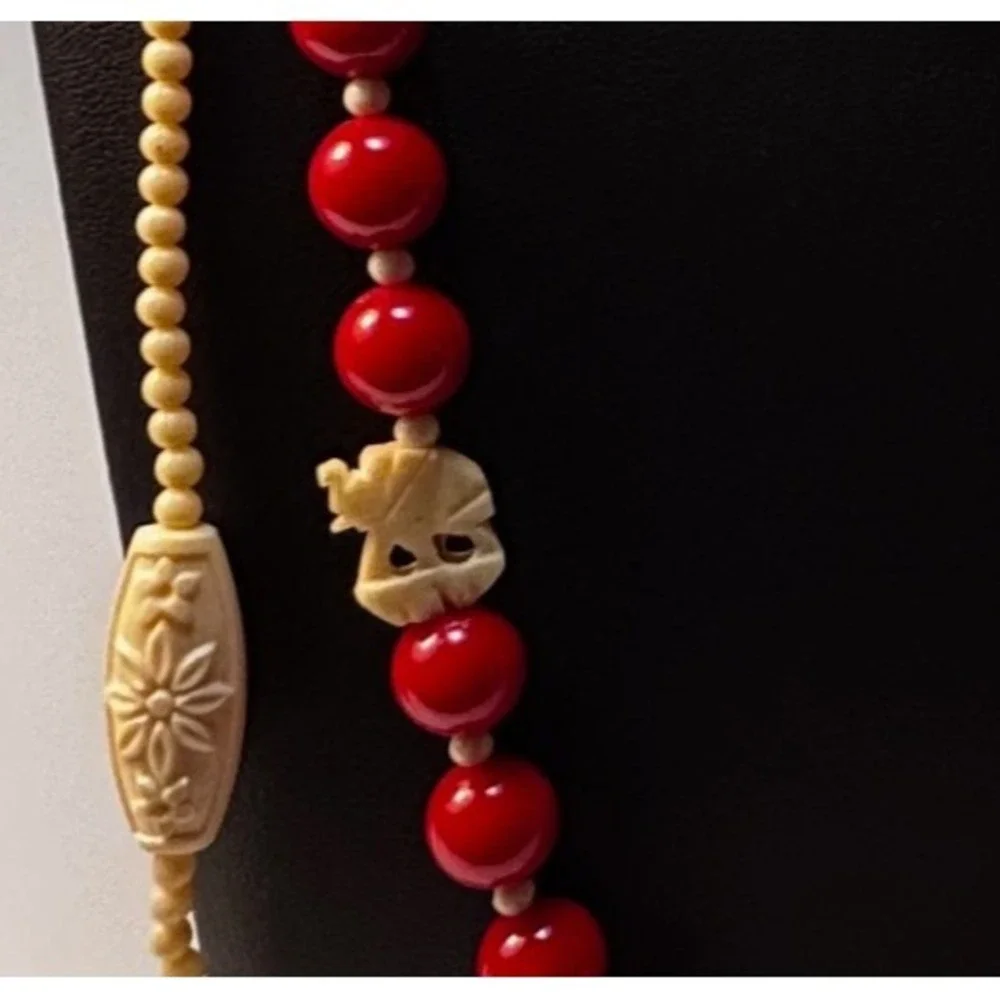 Necklace Lot Goth Witchy Boho Black Red Vintage Acrylic Beads Floral Elephants - Picture 9 of 10